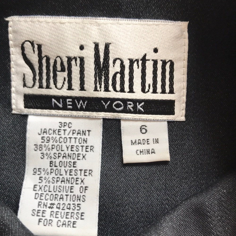 Beautiful jacket - Picture 5 of 5